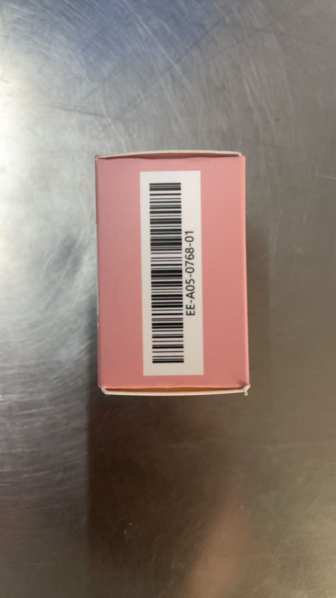 556739401