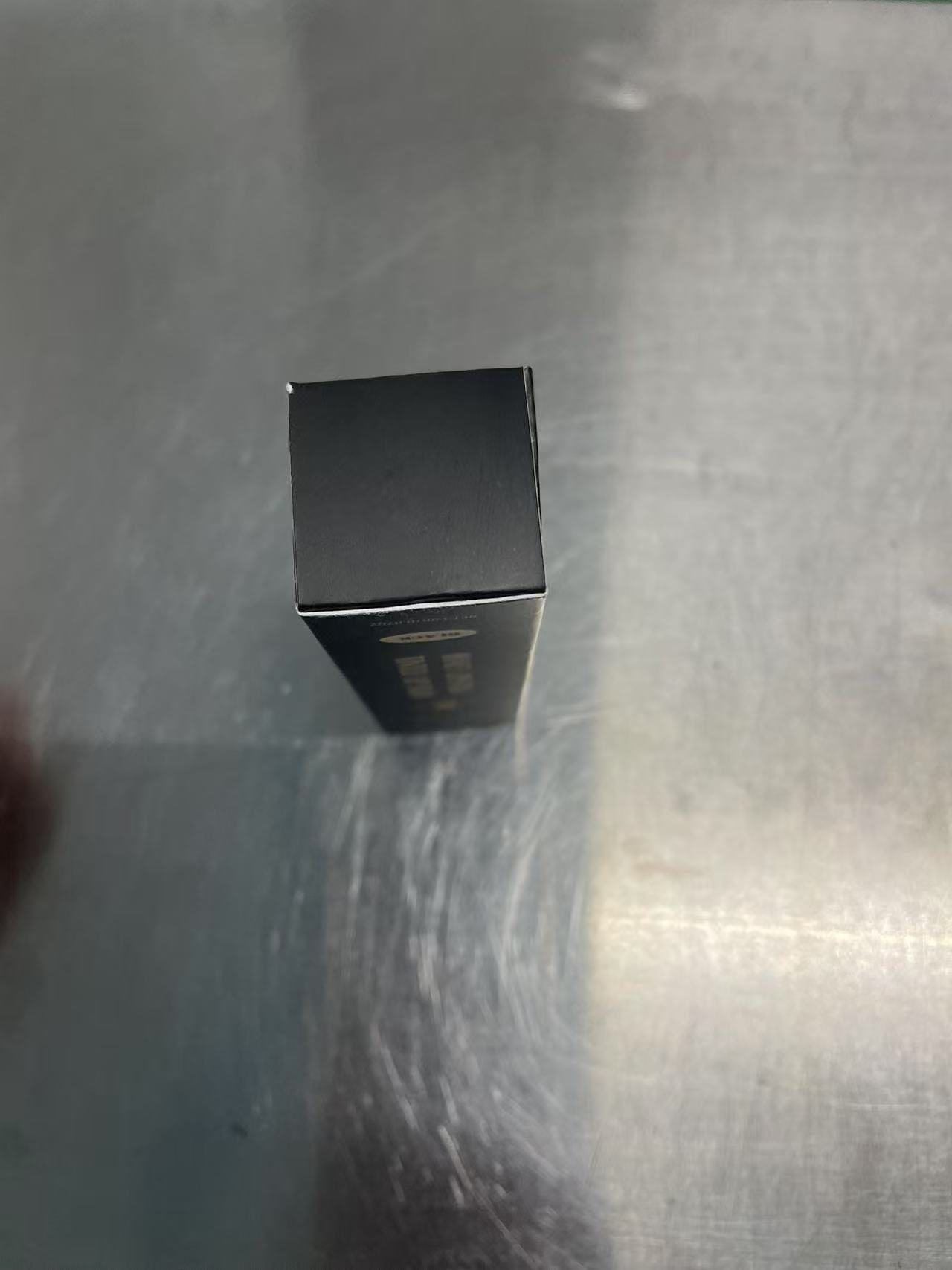 556887691