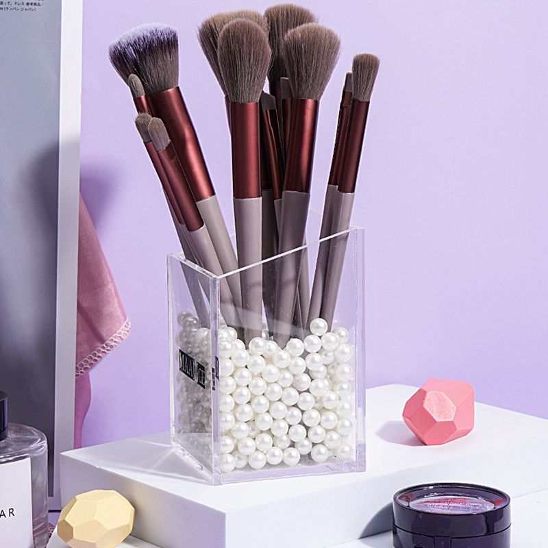 Professional 13-piece makeup brush set for foundation blending and eye shadow